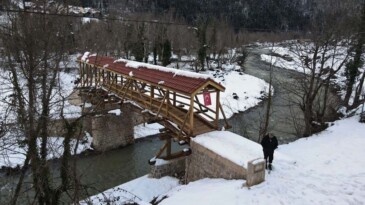 Tarihi Aktaş Köprüsü yeniden inşa edildi