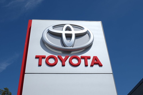 OİB Yeşil Dönüşüm kapsamında Toyota Türkiye’yi ziyaret etti