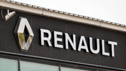 Renault altı ayda satış hacmini artırdı, 27 milyar Euro’u kasasına koydu